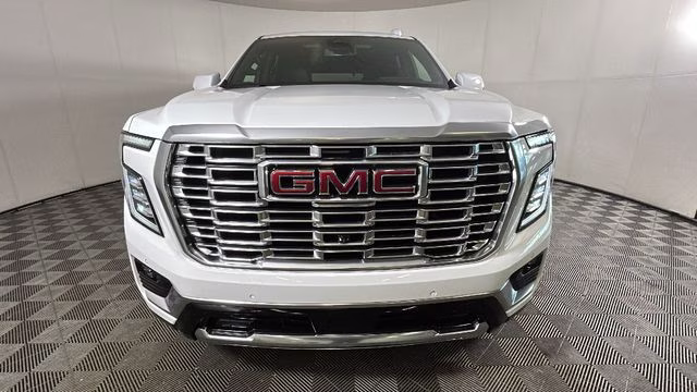 2025 Summit White GMC Yukon Denali 4X4 SUV