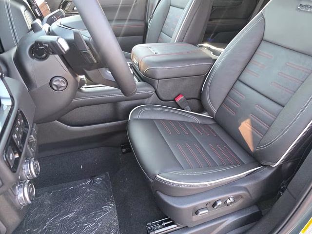 2026 Midnight Pine GMC Yukon AT4 Ultimate 4X4 SUV