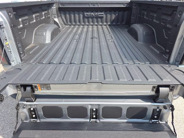 2026 Sterling Metallic GMC Sierra 2500HD AT4 4X4 Truck