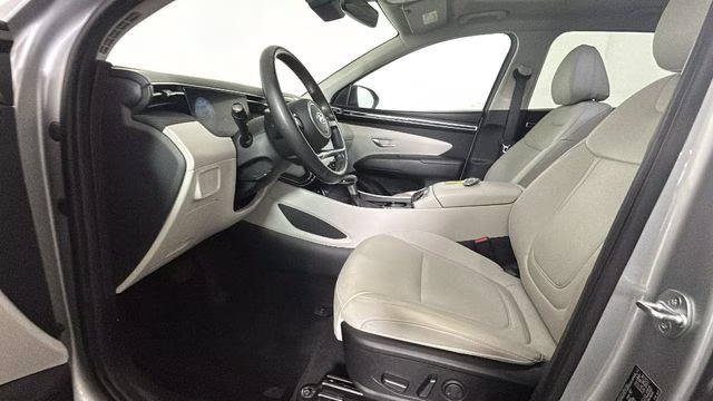 2024 Shimmering Silver Hyundai Tucson SEL FWD SUV