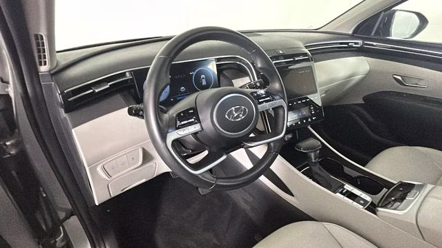 2024 Shimmering Silver Hyundai Tucson SEL FWD SUV