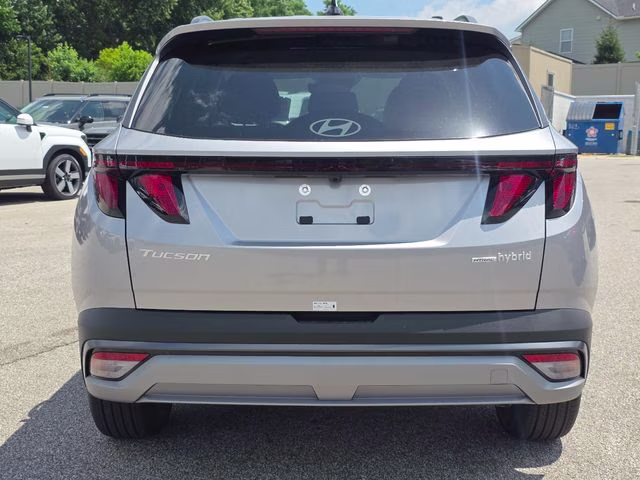 2026 Shimmering Silver Hyundai Tucson Hybrid SEL AWD SUV