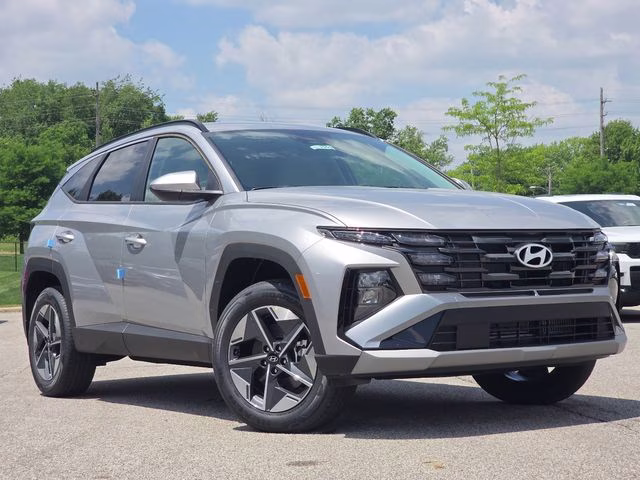 2026 Shimmering Silver Hyundai Tucson Hybrid SEL AWD SUV
