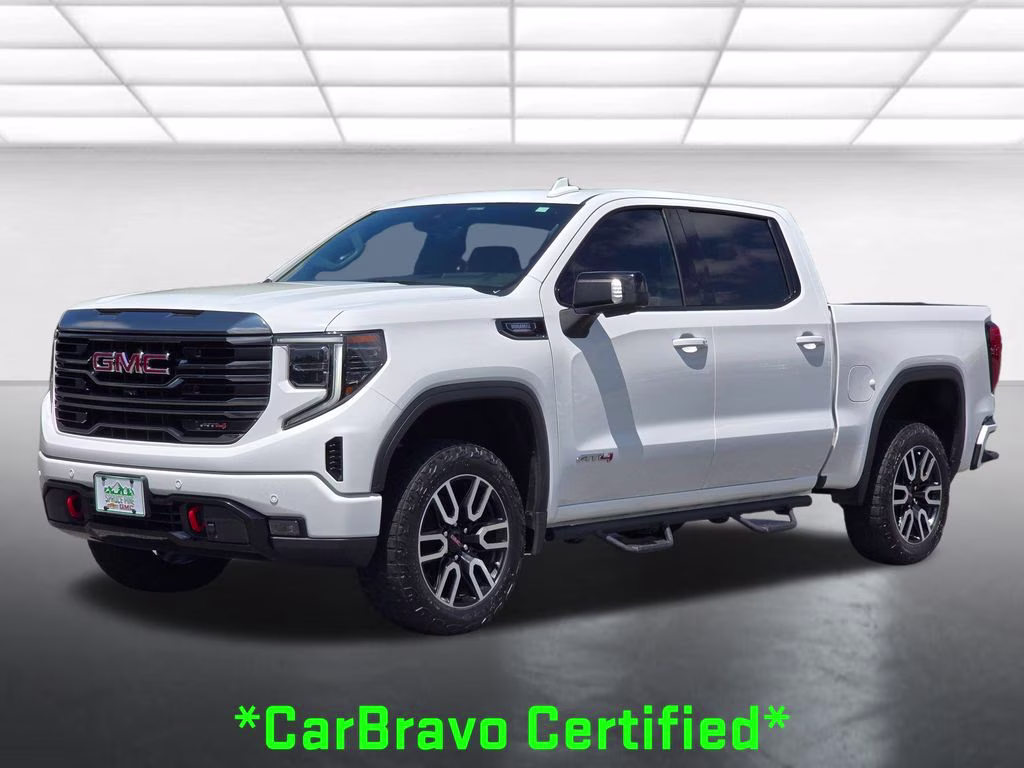 2023 Summit White GMC Sierra 1500 AT4 4X4 Truck