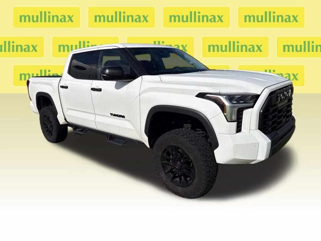 2022 Wind Chill Pearl Toyota Tundra SR5 RWD Truck
