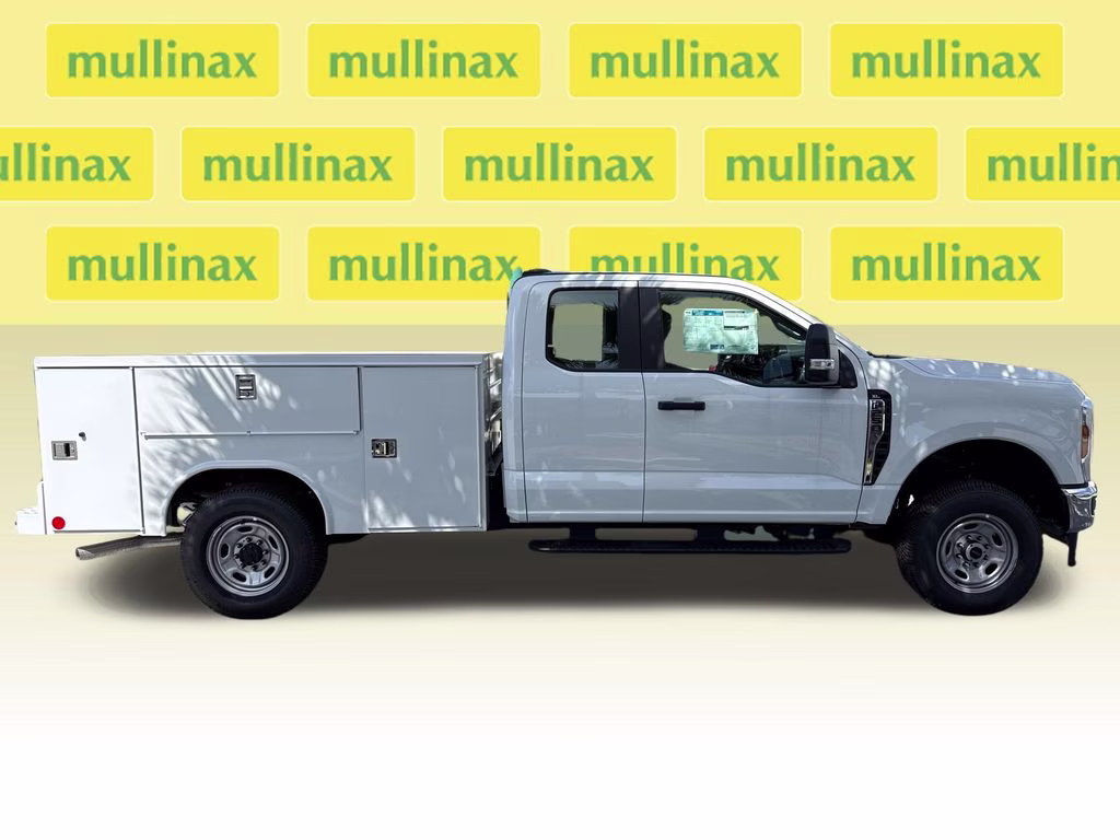 2026 Oxford White Ford Super Duty F-250 SRW XL 4X4 Truck