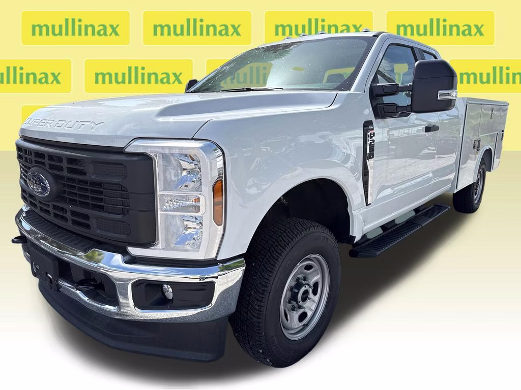 2026 Oxford White Ford Super Duty F-250 SRW XL 4X4 Truck