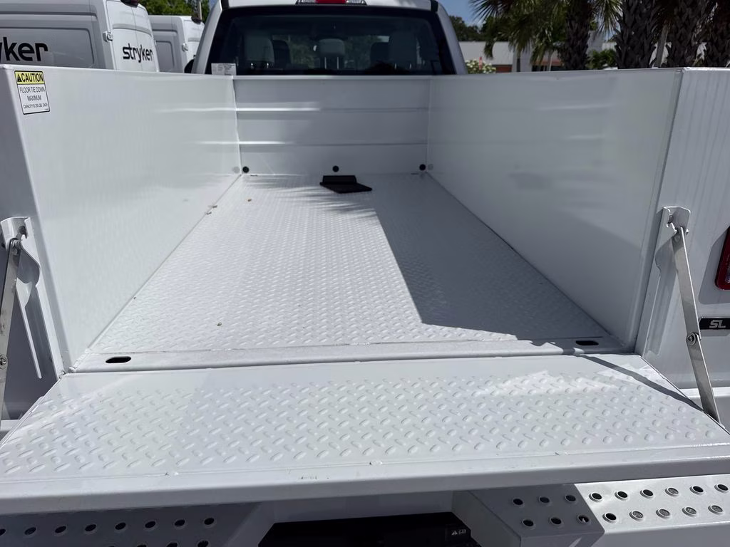 2026 Oxford White Ford Super Duty F-250 SRW XL 4X4 Truck