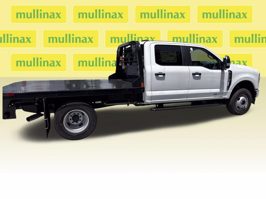 2026 Oxford White Ford Super Duty F-350 DRW XL 4X4 Chassis