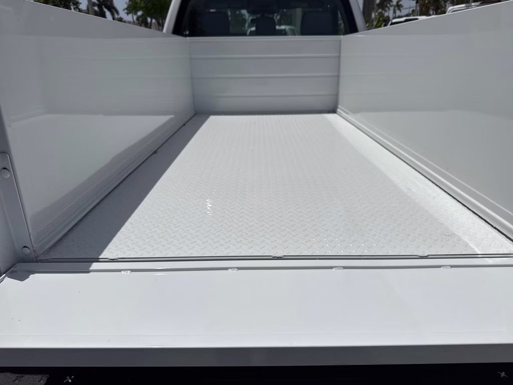 2026 Oxford White Ford Super Duty F-250 SRW XL RWD Truck