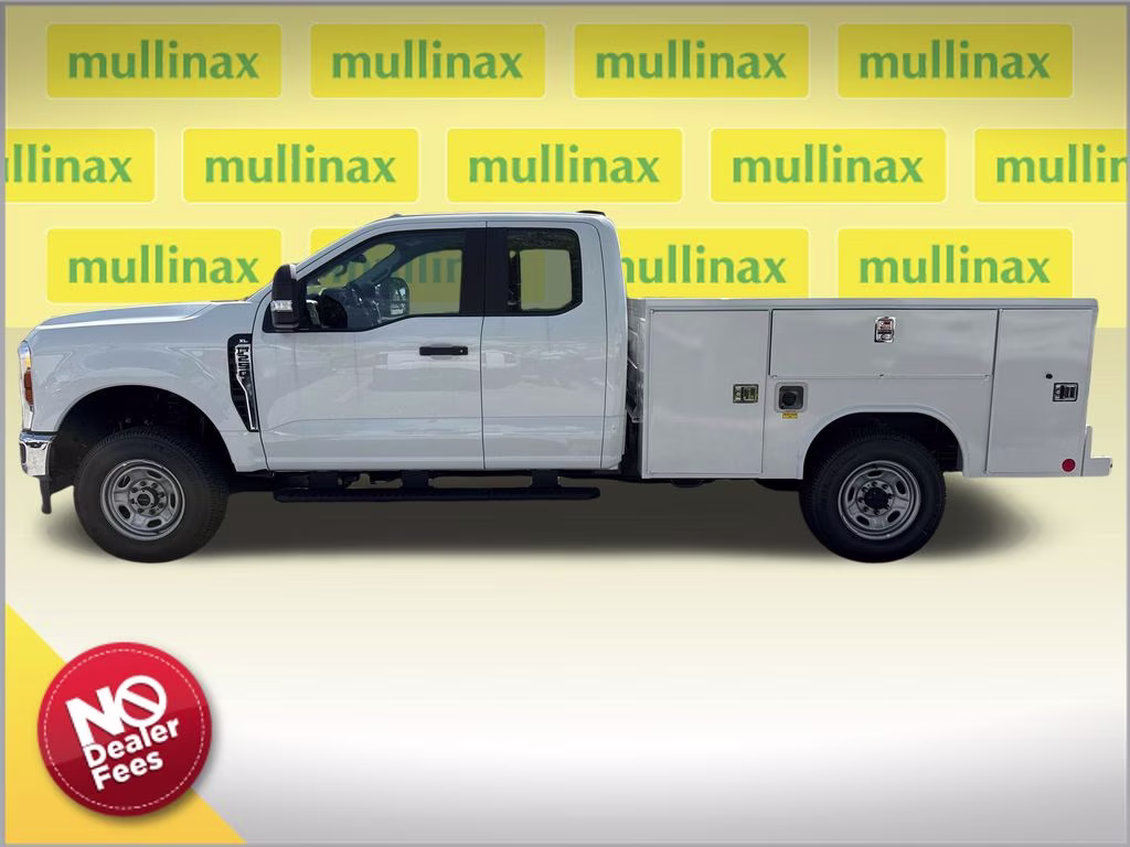 2026 Oxford White Ford Super Duty F-250 SRW XL 4X4 Truck
