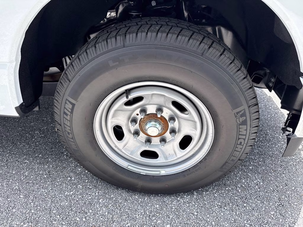 2026 Oxford White Ford Super Duty F-250 SRW XL RWD Truck