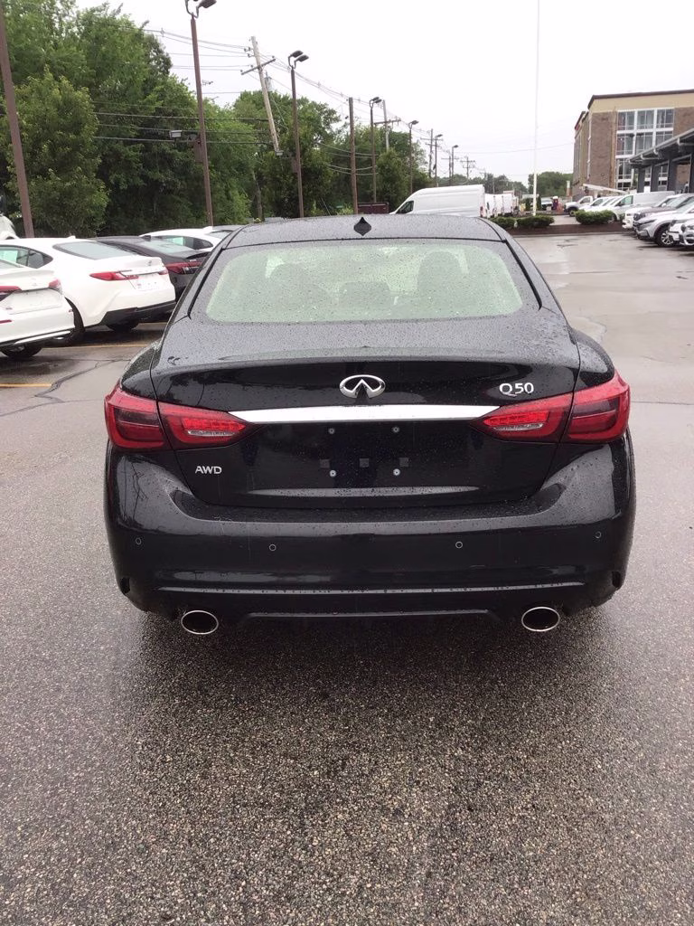 2021 White INFINITI Q50 3.0t LUXE AWD Sedan