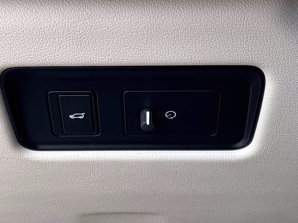2021 White Jaguar F-PACE P250 S AWD SUV