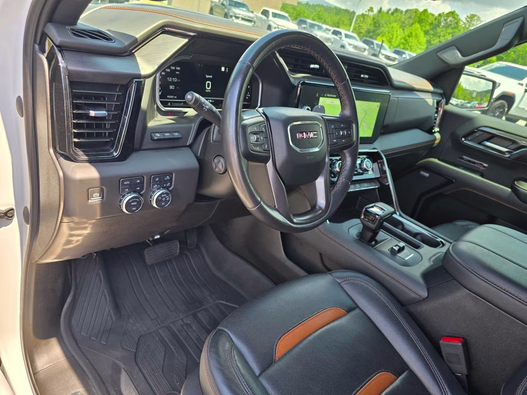 2023 Summit White GMC Sierra 1500 AT4 4X4 Truck