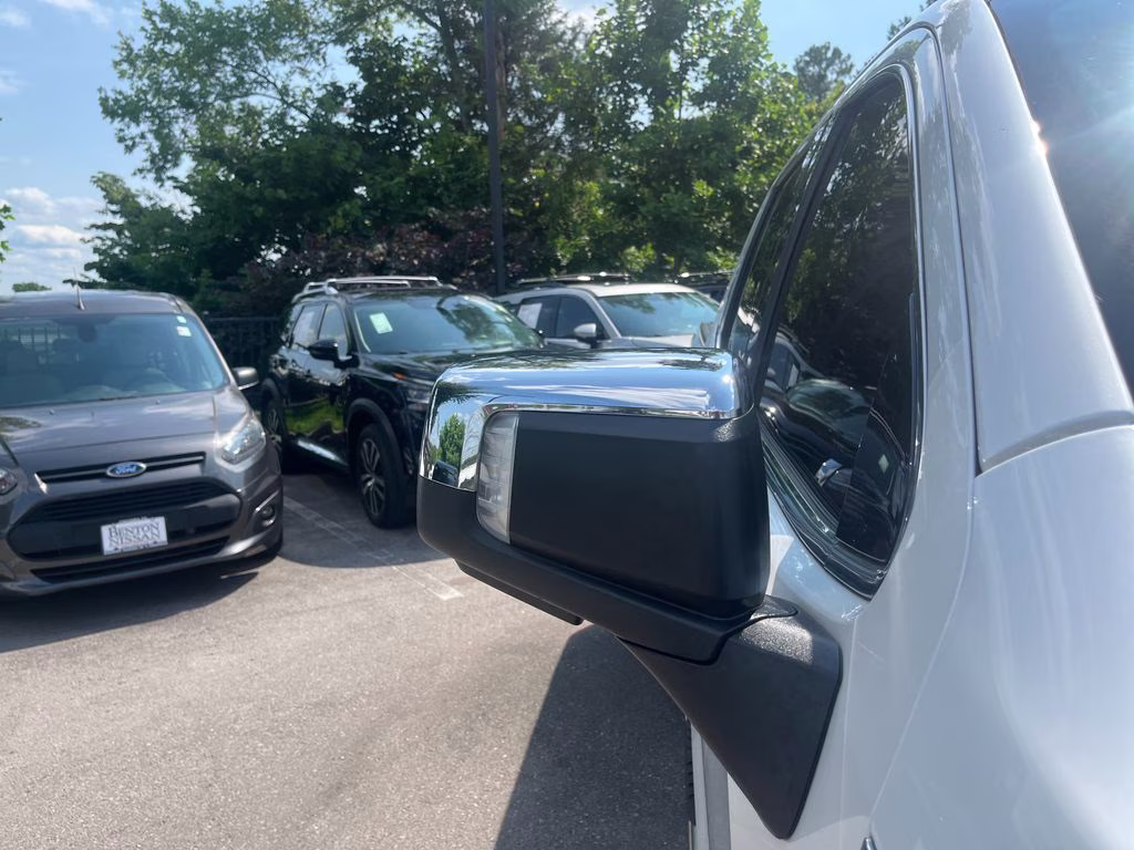2022 White Frost Tricoat GMC Sierra 1500 SLT 4X4 Truck