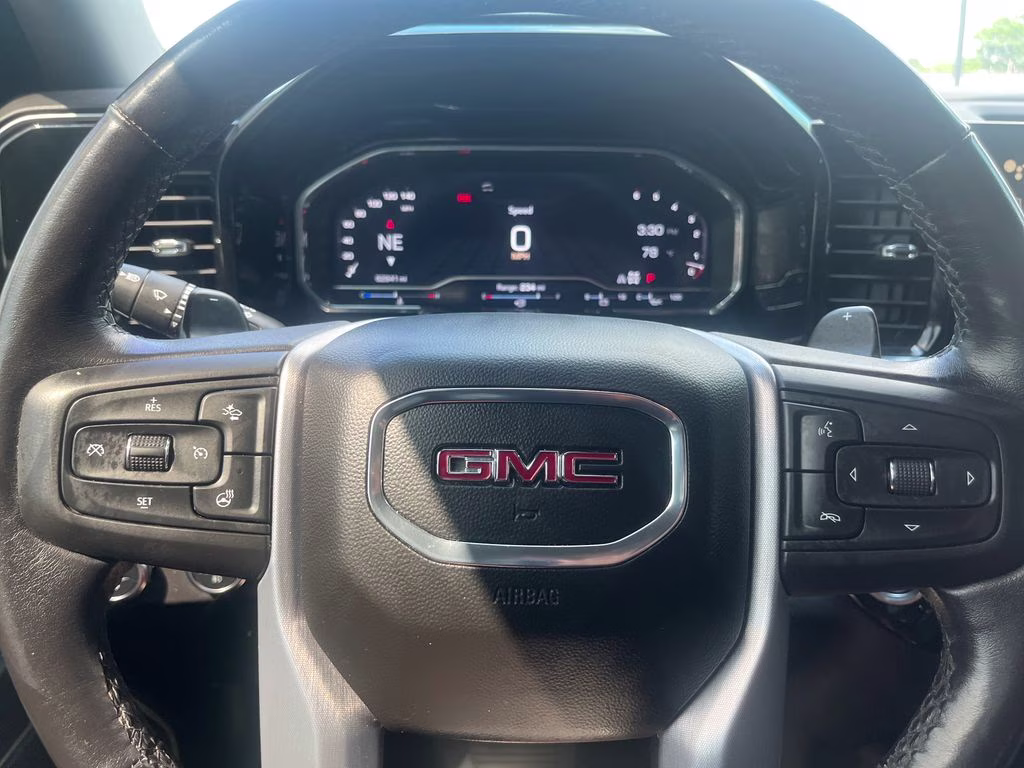 2022 White Frost Tricoat GMC Sierra 1500 SLT 4X4 Truck