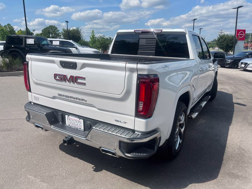 2022 White Frost Tricoat GMC Sierra 1500 SLT 4X4 Truck