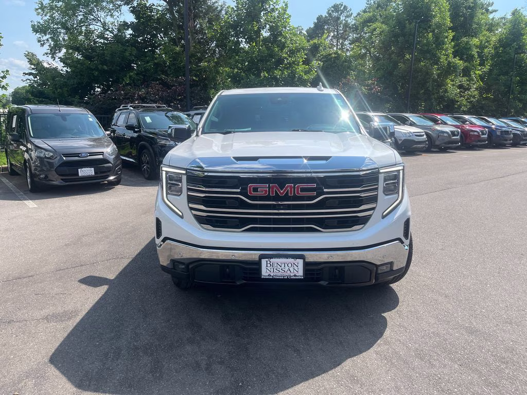 2022 White Frost Tricoat GMC Sierra 1500 SLT 4X4 Truck