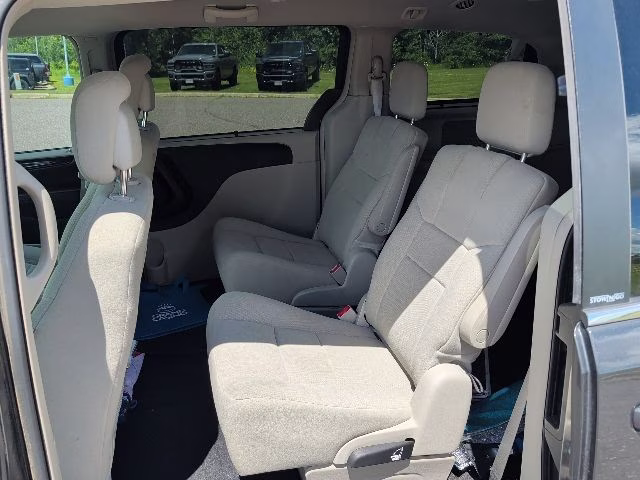 2012 Dark Charcoal Pearlcoat Dodge Grand Caravan Crew FWD Van