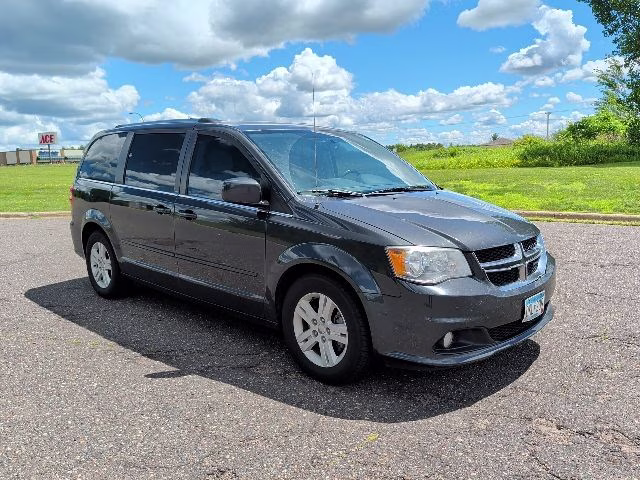 2012 Dark Charcoal Pearlcoat Dodge Grand Caravan Crew FWD Van