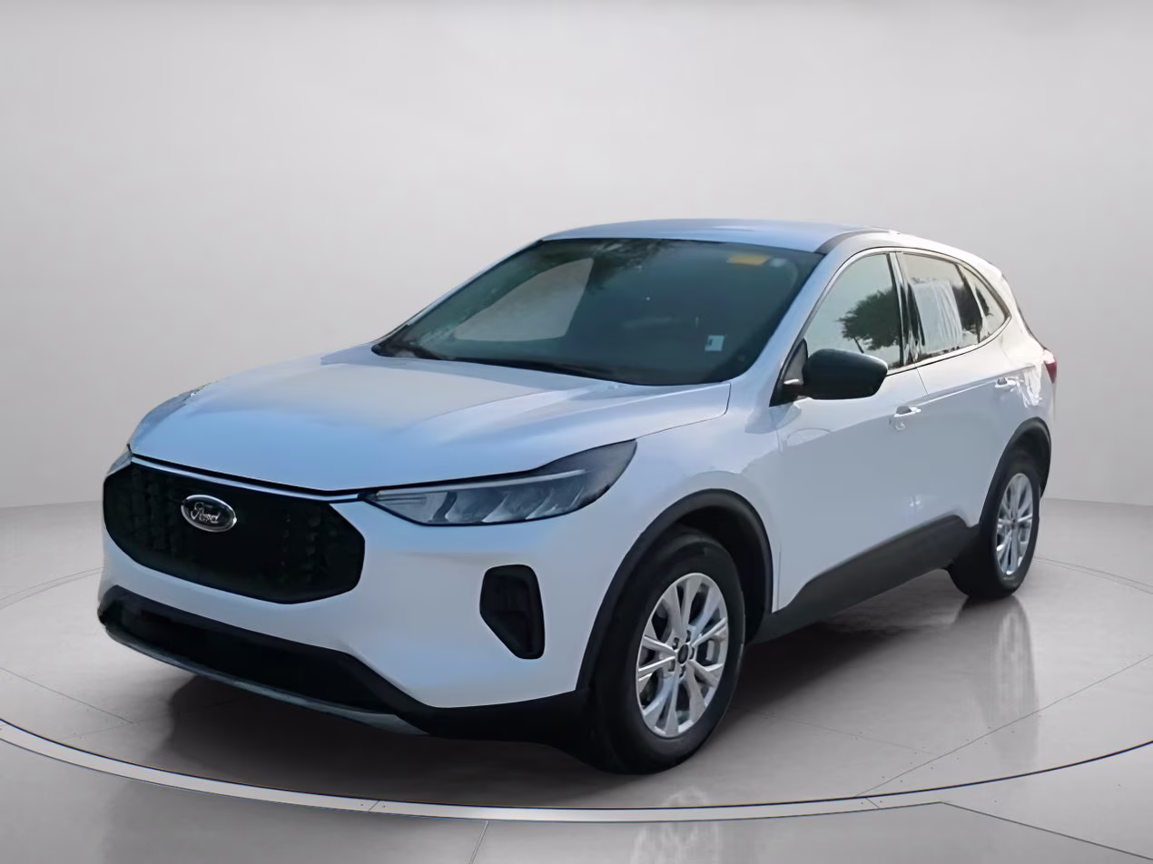 2025 Oxford White Ford Escape Active FWD SUV