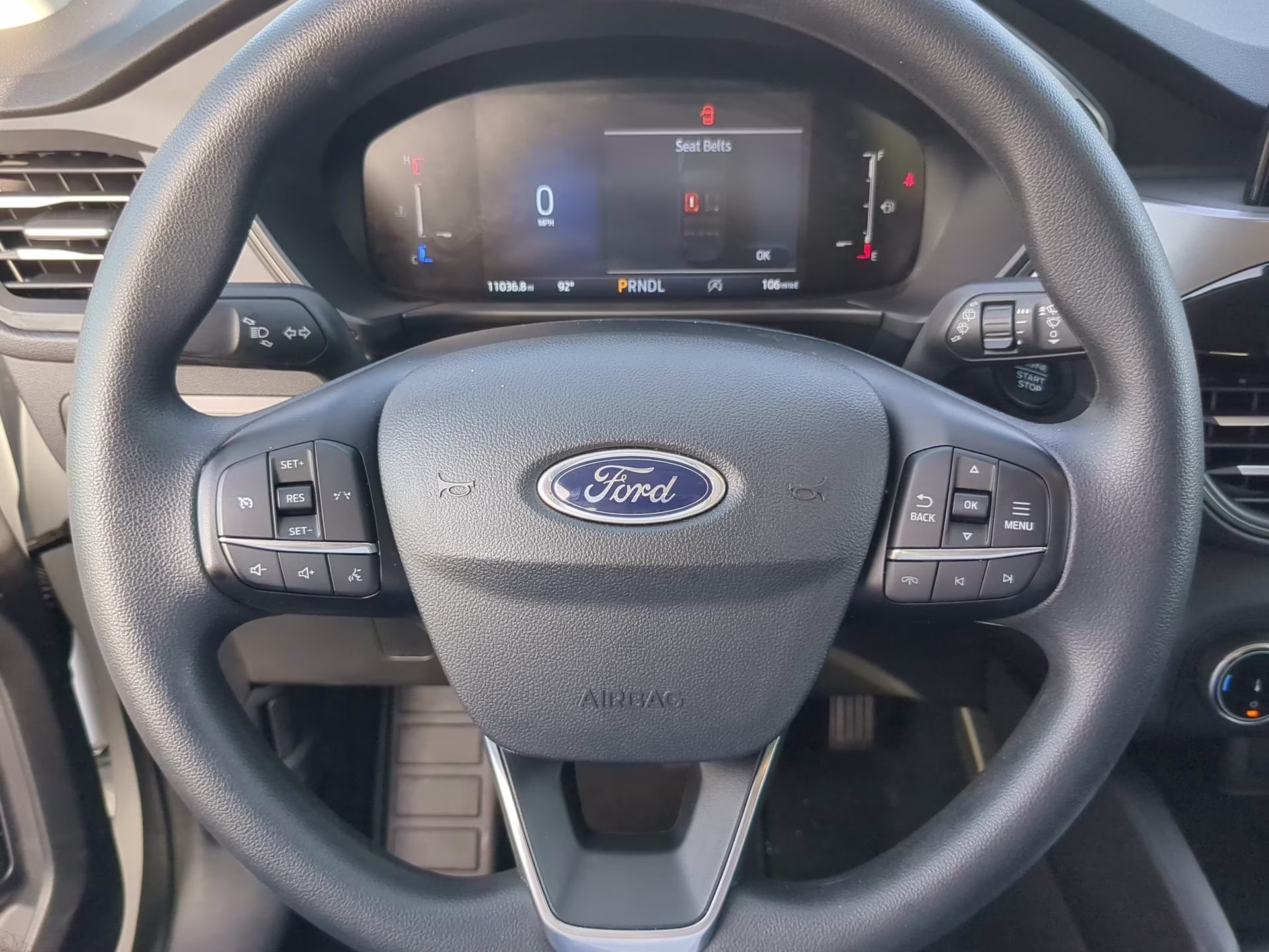 2025 Oxford White Ford Escape Active FWD SUV