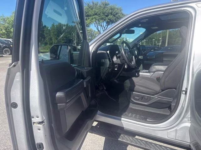 2019 Ingot Silver Metallic Ford F-150 XLT Crew Cab Pickup RWD Truck