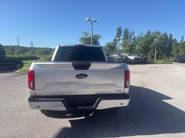 2019 Ingot Silver Metallic Ford F-150 XLT Crew Cab Pickup RWD Truck