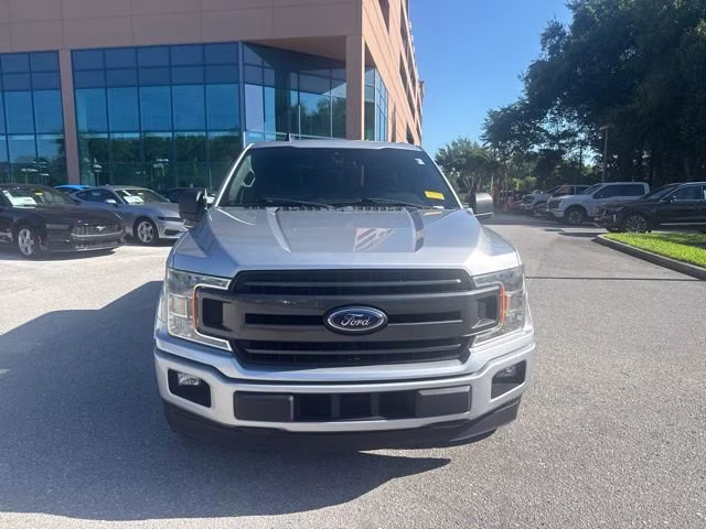 2019 Ingot Silver Metallic Ford F-150 XLT Crew Cab Pickup RWD Truck