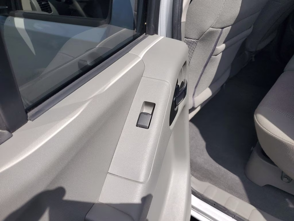 2020 Brilliant Silver Metallic Nissan Frontier SV RWD Truck
