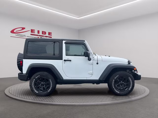 2018 Bright White Clearcoat Jeep Wrangler JK Willys Wheeler 4X4 SUV