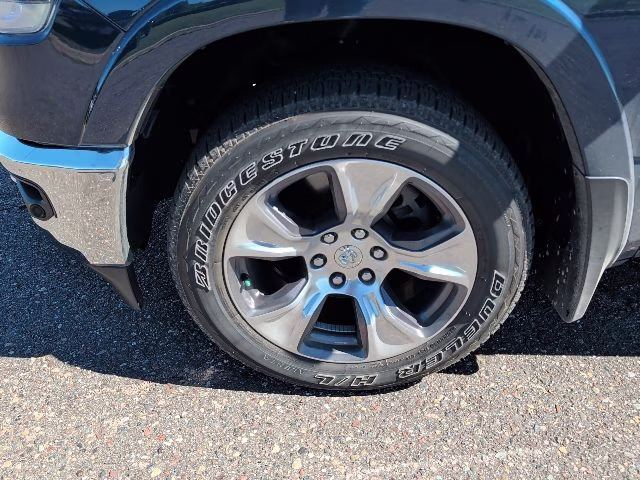 2020 Patriot Blue Pearlcoat Ram 1500 Laramie 4X4 Truck