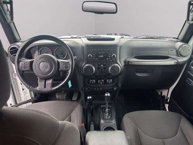 2018 Bright White Clearcoat Jeep Wrangler JK Willys Wheeler 4X4 SUV