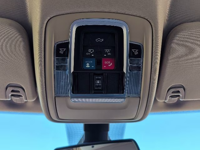 2020 Patriot Blue Pearlcoat Ram 1500 Laramie 4X4 Truck
