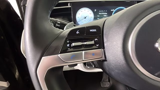 2023 Phantom Black Hyundai Tucson Limited FWD SUV