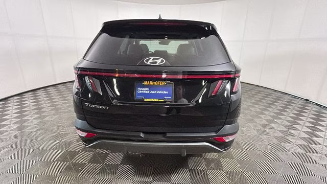 2023 Phantom Black Hyundai Tucson Limited FWD SUV