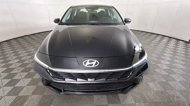 2024 Abyss Black Hyundai Elantra SEL FWD Sedan