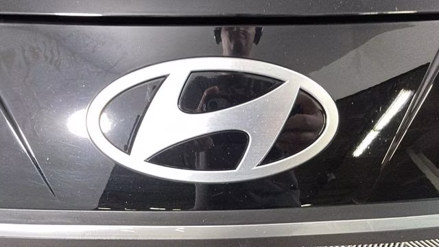 2024 Abyss Black Hyundai Elantra SEL FWD Sedan