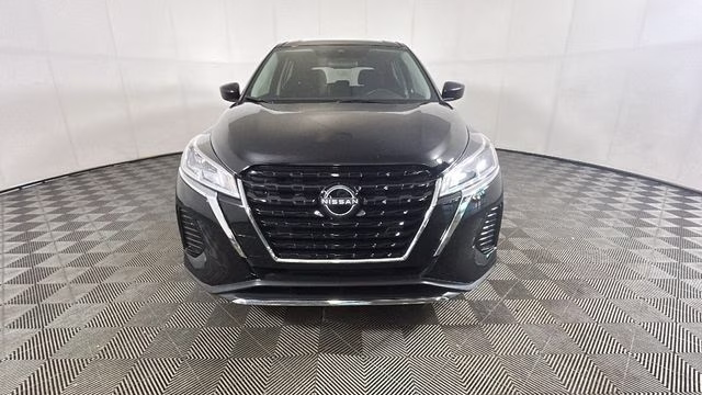 2025 Super Black Nissan Kicks Play S FWD SUV
