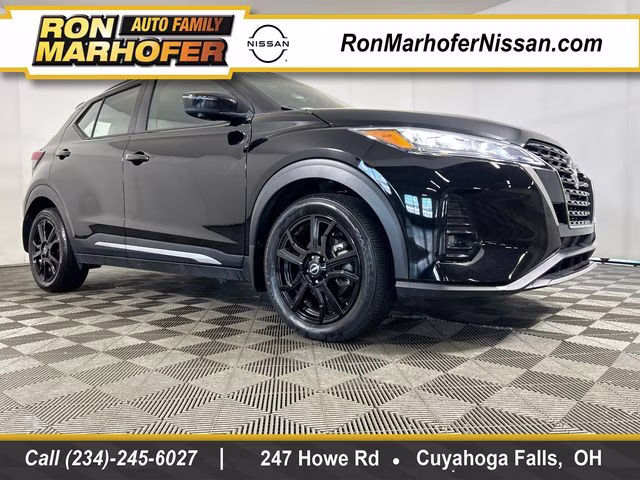 2024 Super Black Nissan Kicks SR FWD SUV