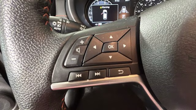 2024 Super Black Nissan Kicks SR FWD SUV