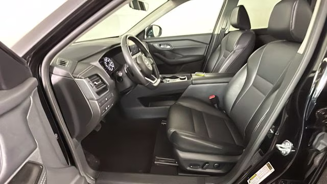 2024 Super Black Nissan Rogue SV AWD SUV