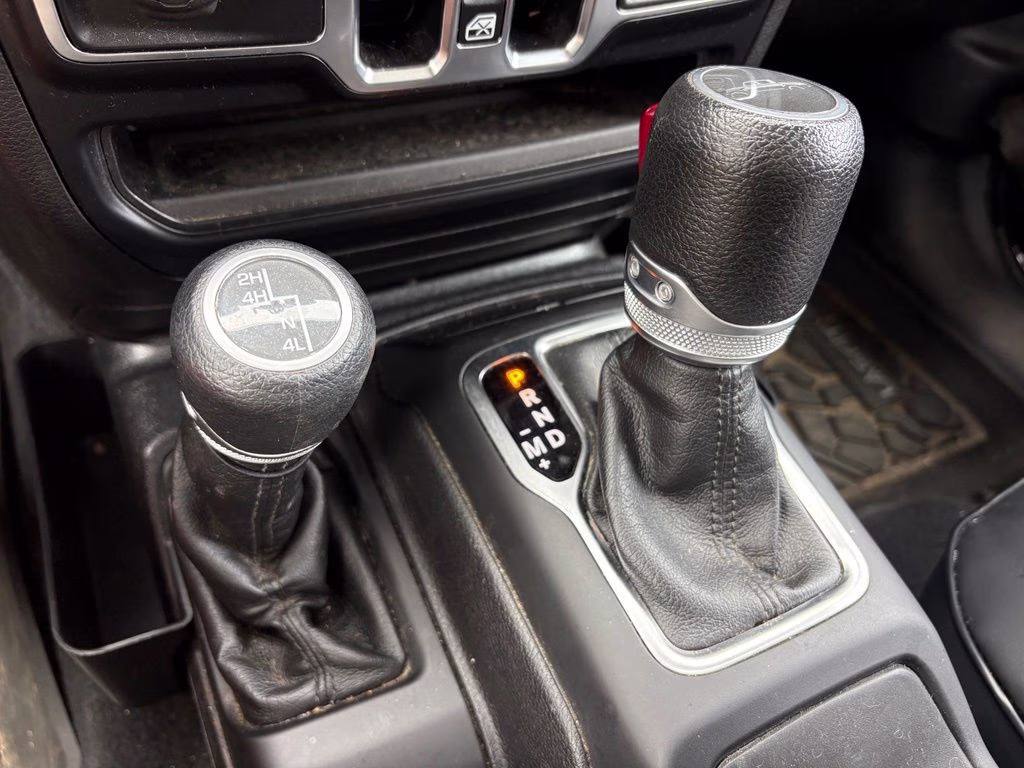 2020 Black Clearcoat Jeep Gladiator Sport 4X4 Truck