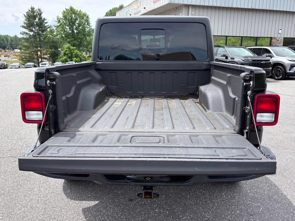 2020 Black Clearcoat Jeep Gladiator Sport 4X4 Truck