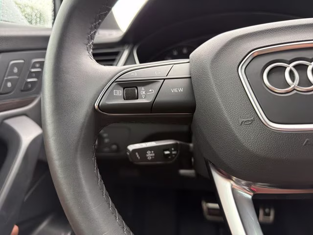 2024 Arkona White Audi Q5 40 Premium AWD SUV