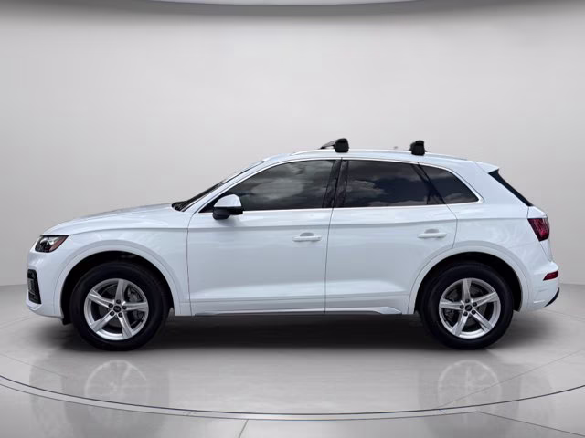 2024 Arkona White Audi Q5 40 Premium AWD SUV