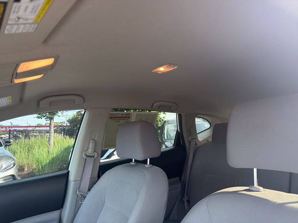 2015 Pearl White Nissan Rogue Select S FWD SUV