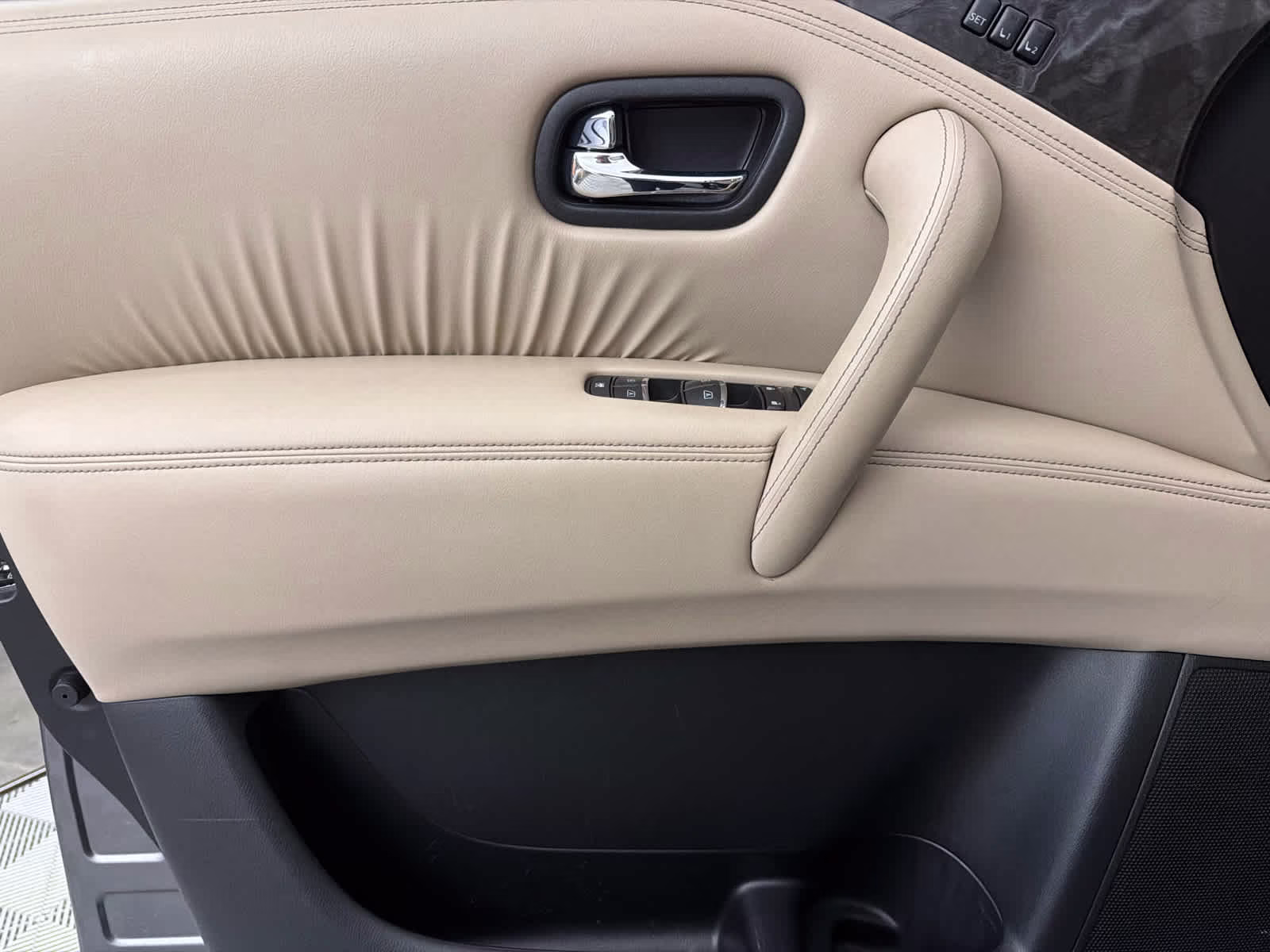 2021 Gun Metallic Nissan Armada Platinum 4X4 SUV