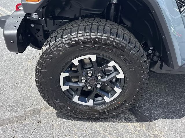 2026 Anvil Clearcoat Jeep Gladiator Shadow Ops 4X4 Truck